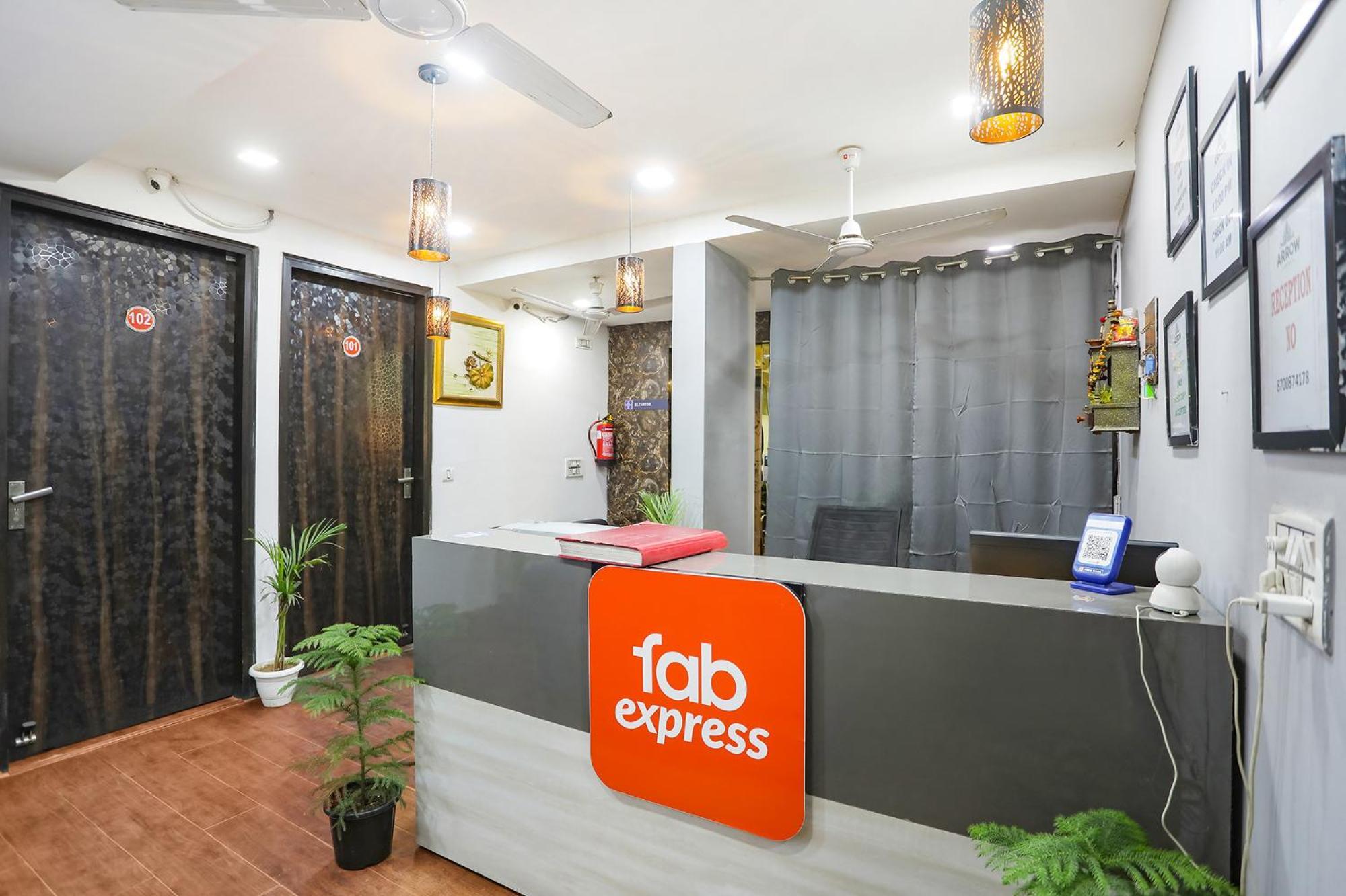 新德里 Fabexpress The Arrow酒店 外观 照片